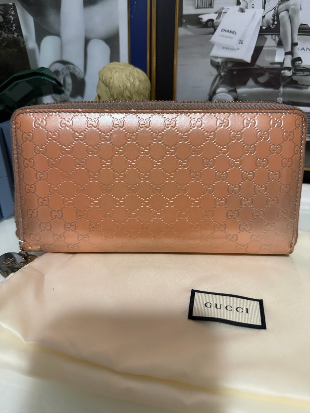 Gucci Metallic Peach GG Zip Around Wallet w/ COA - Picture 2 of 11